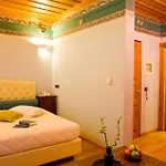 Kyveli 4*
