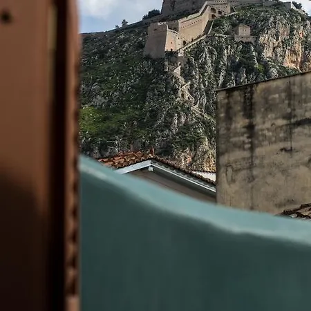 Kyveli نافبليو