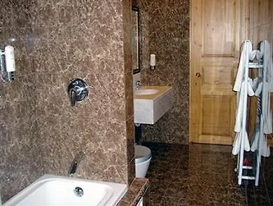 Casa de hóspedes Kyveli 4*